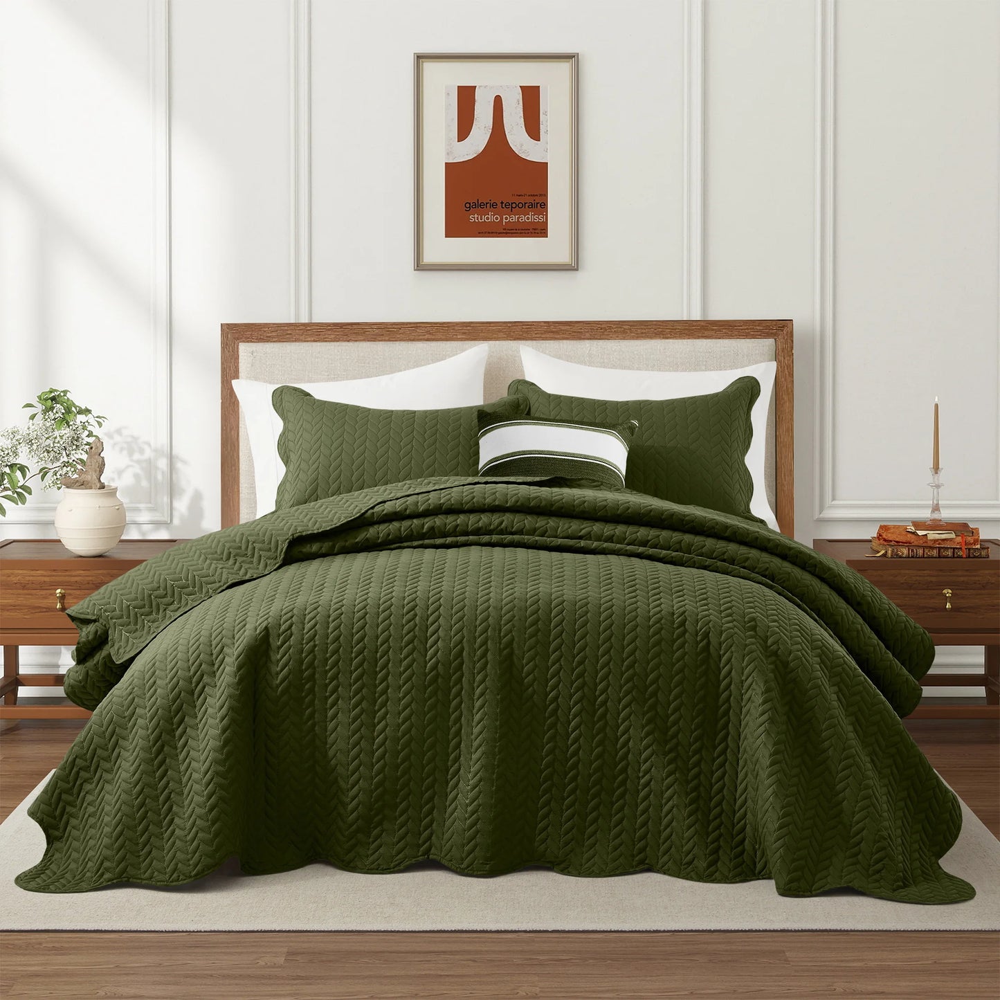LUXEVOIR 3 Piece Cooling Microfiber Quilt Set Lightweight