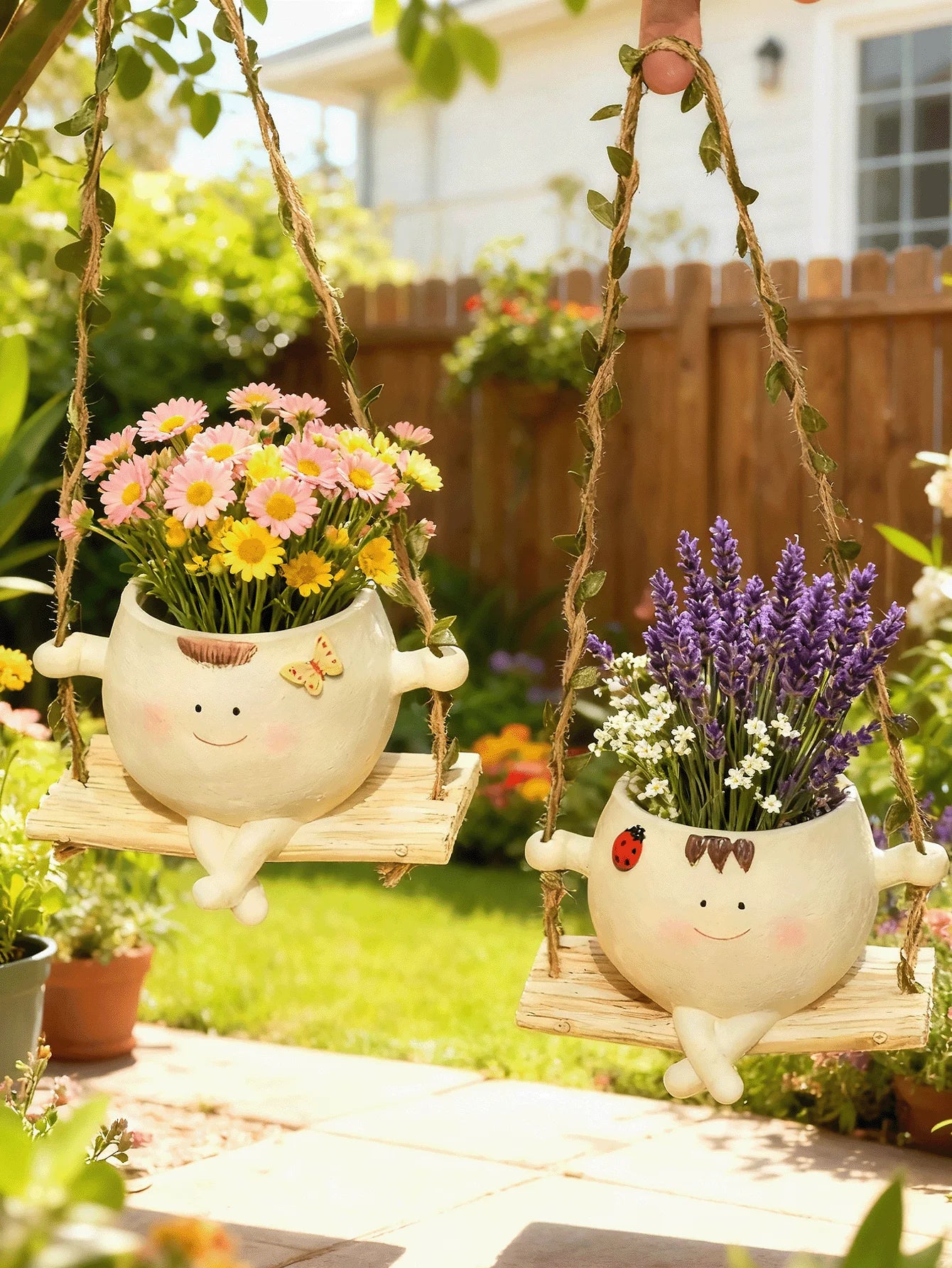 Smiling Face Guitar Planter With Drainage Hole For Indoor Succulents