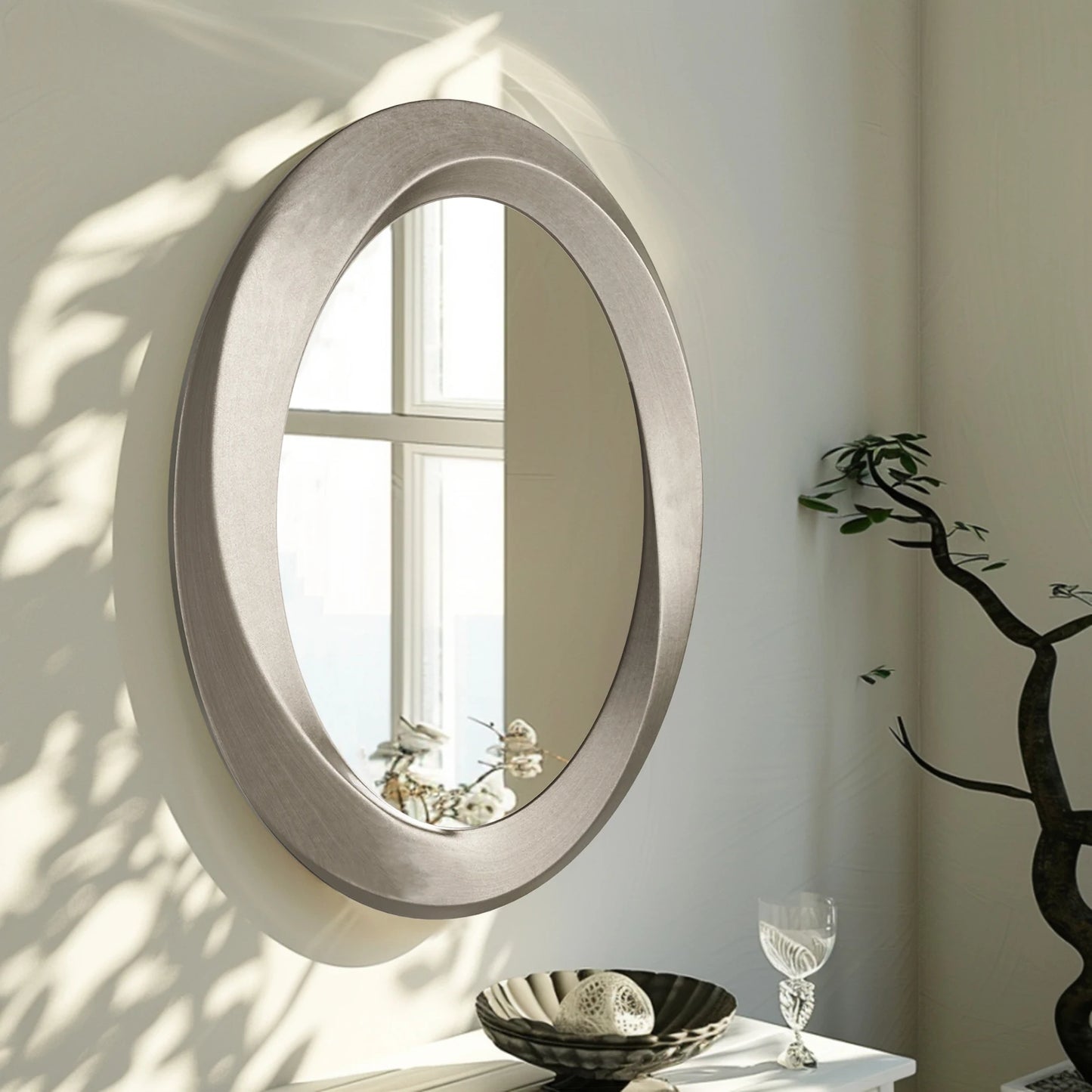 Oval Wall Mirror With Beveled Edge And Elegant Curve Frame