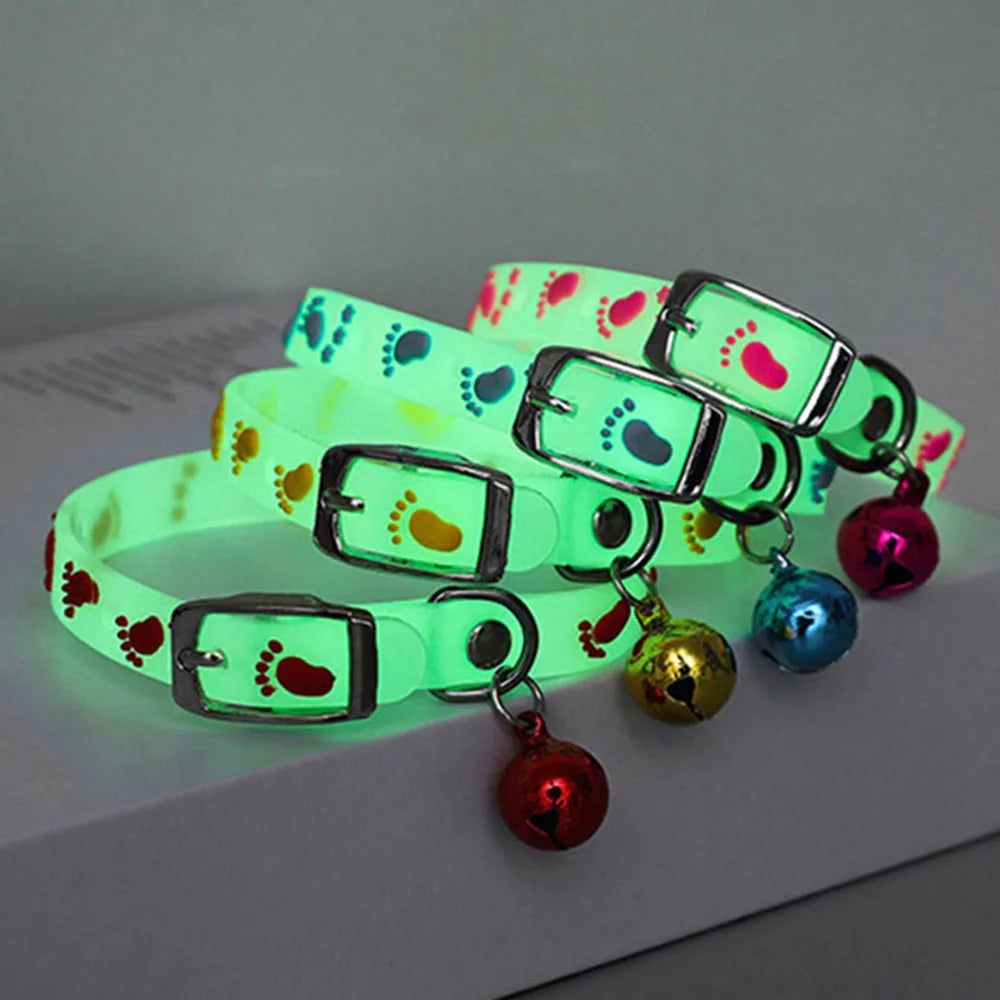 Luminous Cat Collar With Fluorescent Silicone Bell
