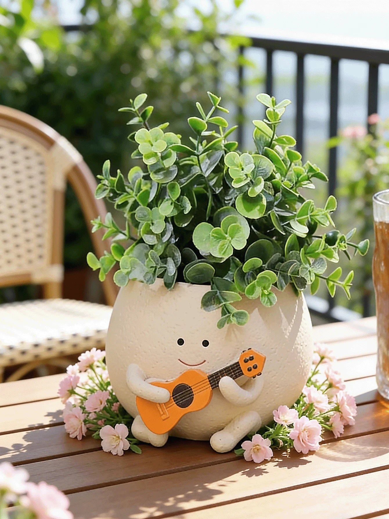Smiling Face Guitar Planter With Drainage Hole For Indoor Succulents