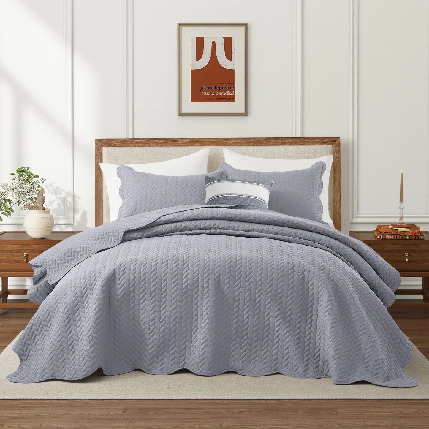 LUXEVOIR 3 Piece Cooling Microfiber Quilt Set Lightweight