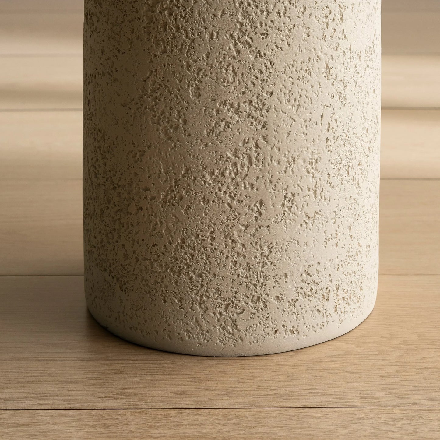 SHYFOY Pedestal Side Table Modern Round End Table Stone Inspired Hourglass