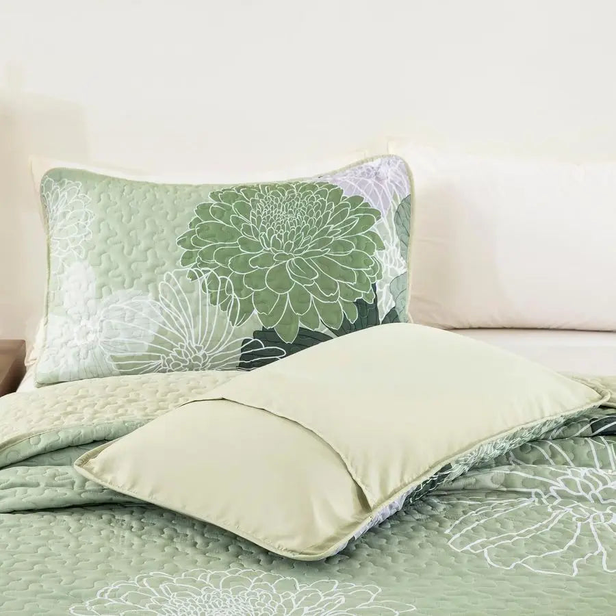 Floral Quilt Set Cotton Bedding Three Piece Two Shams