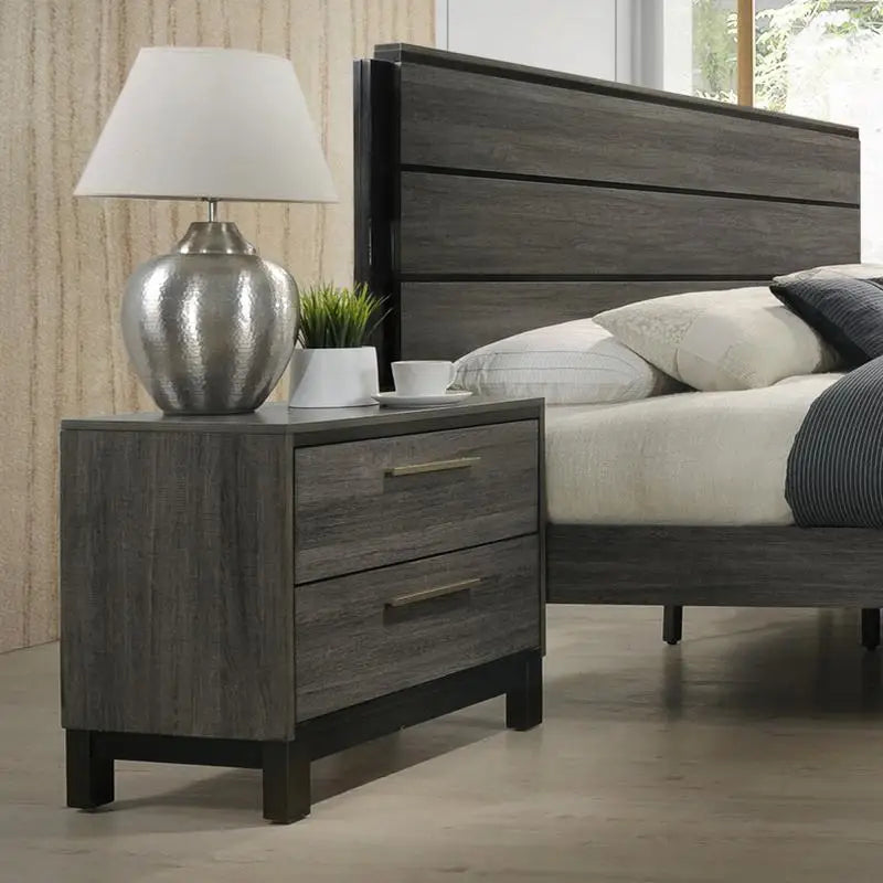 Antique Style Wood Bedroom Set With Bed Dresser Mirror Nightstand