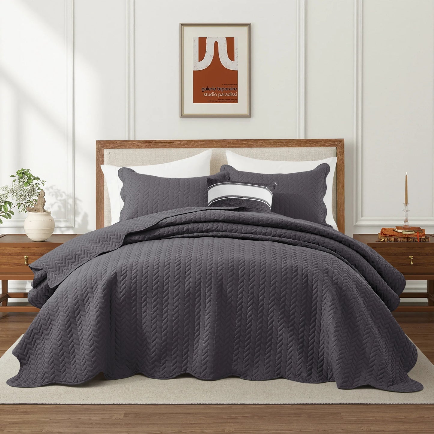 LUXEVOIR 3 Piece Cooling Microfiber Quilt Set Lightweight